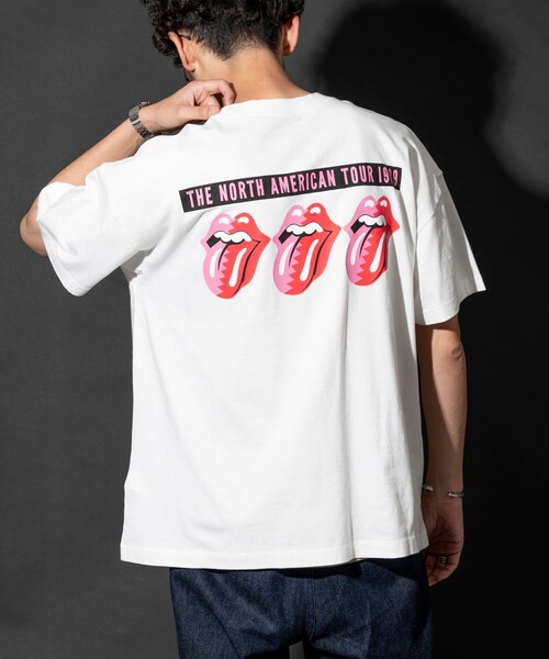 FREAK'S STORE（フリークスストア）の「ROLLING STONES TOUR ローリングストーンズ ツアー 別注 ビッグシルエット フロントプリント クルーネック Tシャツ（Tシャツ/カットソー・メンズ・チャコールグレー/オフホワイト・MEDIUM/LARGE/X-LARGE）」の17枚目の写真