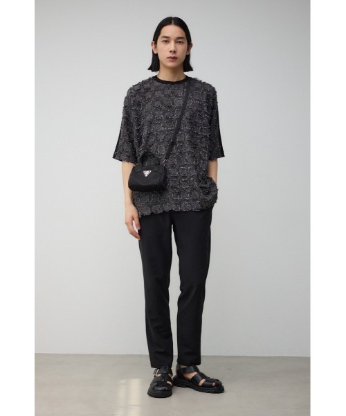 AZUL by moussy(アズールバイマウジー)の「ロゴプレート高密度ナイロンミニバッグ(ショルダーバッグ・メンズ・ブラック/グリーン・FREE)」の4枚目の写真