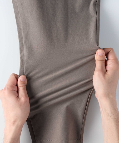 Right-on(ライトオン)の「冷感テーパードパンツ(その他パンツ・レディース・ブラック/カーキブラウン/ベージュ・L/M/S)」の8枚目の写真