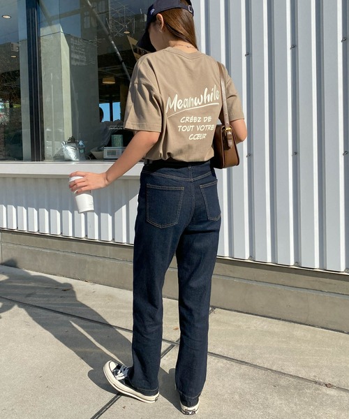 andme(アンドミー)の「【新色追加】プリントエンブロイダリーロゴ半袖Tシャツ(Tシャツ/カットソー・レディース・オフホワイト/キナリ/スミクロ/オートミール/ベージュ系その他/ベージュ/ホワイト×レッド/ネイビー・M/S)」の16枚目の写真