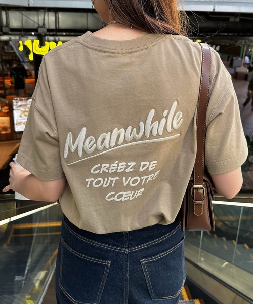 andme(アンドミー)の「【新色追加】プリントエンブロイダリーロゴ半袖Tシャツ(Tシャツ/カットソー・レディース・オフホワイト/キナリ/スミクロ/オートミール/ベージュ系その他/ベージュ/ホワイト×レッド/ネイビー・M/S)」の17枚目の写真