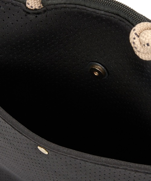 BARNYARDSTORM（バンヤードストーム）の「BARNYARDSTORM / パンチングPCケース【WEB限定】（トートバッグ・レディース・ベージュ/ブラック・FREE）」の7枚目の写真