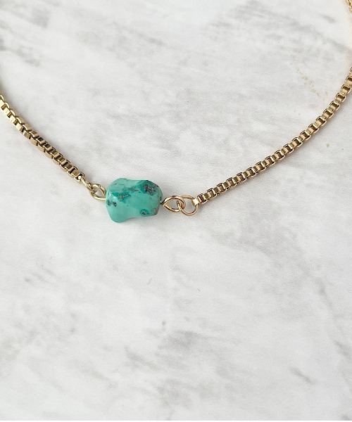 tone（トーン）の「【Tiny gem room】ターコイズ ステンレス ブレスレット(MA)（ブレスレット・レディース・ゴールド/シルバー・FREE）」の4枚目の写真