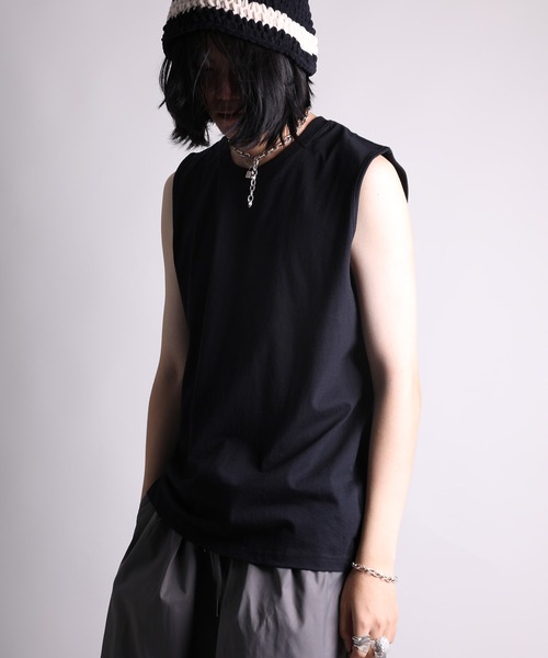 GENXDER(ノンジェンダー)の「【GENXDER】ゆったりシルエットのノースリーブTシャツ (SS)(タンクトップ・メンズ・ブラック/ホワイト・LARGE/X-LARGE/XX-LARGE)」の18枚目の写真
