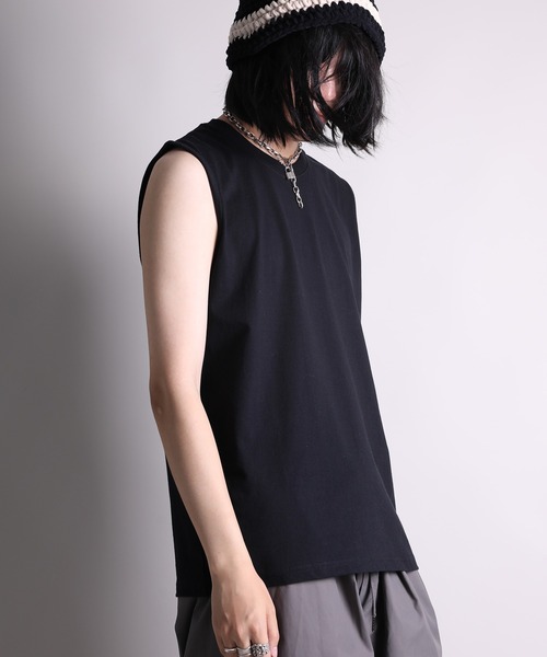 GENXDER(ノンジェンダー)の「【GENXDER】ゆったりシルエットのノースリーブTシャツ (SS)(タンクトップ・メンズ・ブラック/ホワイト・LARGE/X-LARGE/XX-LARGE)」の19枚目の写真