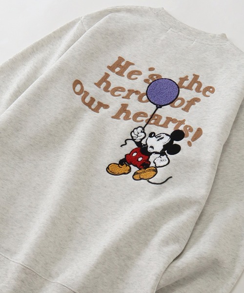 Disney(ディズニー)の「【Disney/ディズニー】アートワークデザイン 裏起毛 サガラ刺繍 クルーネック スウェット トレーナー(スウェット・レディース・オートミール/ダークグレー/ワインレッド/サックスブルー・M/L)」の10枚目の写真