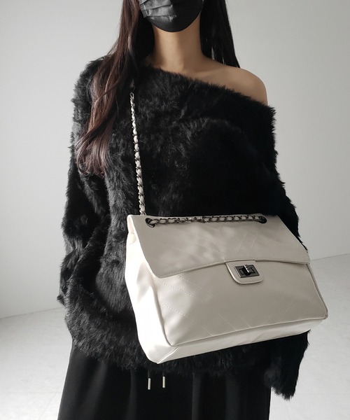 me+em select(ミームセレクト)の「※※【 3color 】2WAY チェーンフェイクレザーフラップショルダーバッグ / 2WAY chain fake leather flap shoulder bag(ショルダーバッグ・レディース・ブラック/アイボリー/シルバー・FREE)」の19枚目の写真
