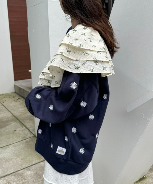 HELLO.SANFRANCISCO（ハローサンフランシスコ）の「【HELLO.SANFRANCISCO】フラワープリントマルチウェイフリルベルト（付け襟・レディース・アイボリー・ONESIZE）」の5枚目の写真