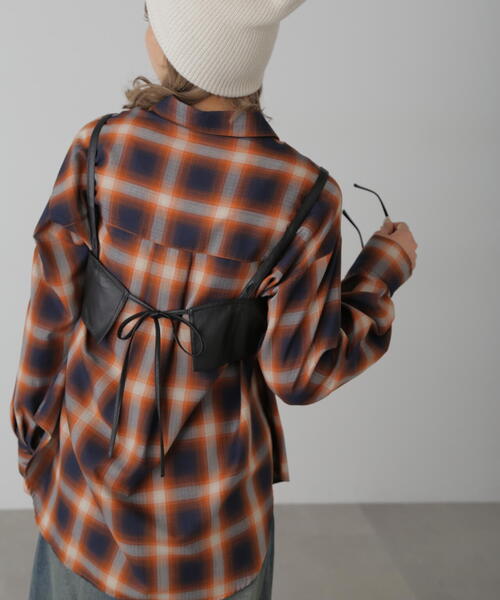 FREE'S MART（フリーズマート）の「◆合皮ビスチェ（ベスト・レディース・ブラック・FREE）」の4枚目の写真