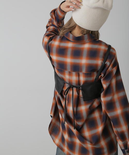 FREE'S MART（フリーズマート）の「◆合皮ビスチェ（ベスト・レディース・ブラック・FREE）」の7枚目の写真