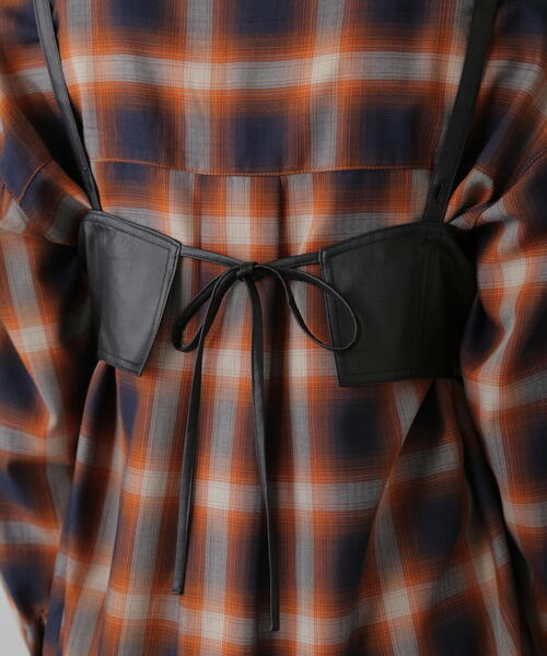 FREE'S MART（フリーズマート）の「◆合皮ビスチェ（ベスト・レディース・ブラック・FREE）」の17枚目の写真