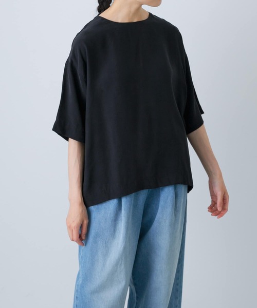 かぐれ（カグレ）の「フィブリルタフタプルオーバー（Tシャツ/カットソー・レディース・キャメル/ブラック・FREE）」の2枚目の写真