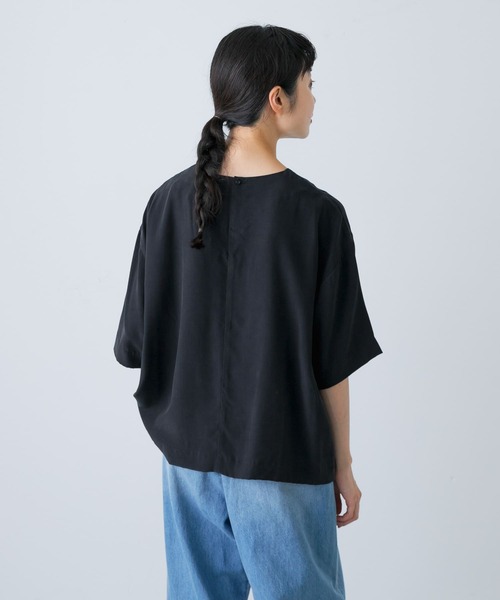 かぐれ（カグレ）の「フィブリルタフタプルオーバー（Tシャツ/カットソー・レディース・キャメル/ブラック・FREE）」の11枚目の写真