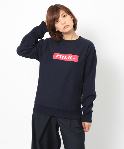 MILKFED.(ミルクフェド)の「CREW SWEAT BAR(スウェット・レディース・ブラック/アッシュ/ネイビー/バーガンディー・ONE SIZE)」の1枚目の写真