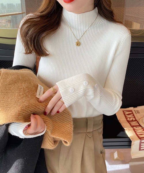 Girly Doll(ガーリードール)の「袖ボタンリブニットトップス(ニット/セーター・レディース・ベージュ/モカ/オレンジ/ホワイト/キャメル/ブラウン/グリーン/グレー/ブルー/ブラック・F)」の21枚目の写真