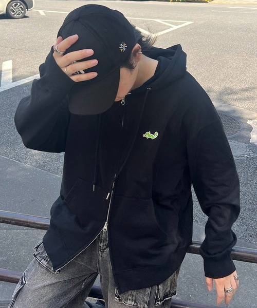 Labordi（ラボード）の「ワンポイントロゴ刺繍 ビッグシルエット ダブルジップアップパーカー フーディー（パーカー・メンズ・チャコールグレー/アッシュグレー/ブラック・M/L）」の17枚目の写真