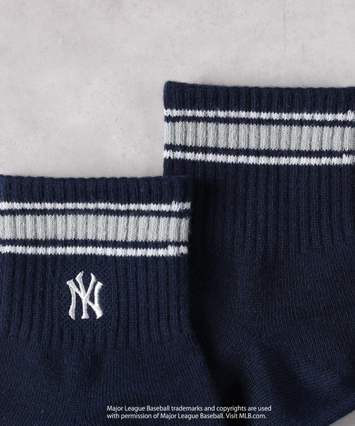 Right-on(ライトオン)の「MLB(エムエルビー)ロゴラインソックス(ソックス/靴下・キッズ・ブルー/ネイビー/ブラウン・23-25/21-23)」の8枚目の写真