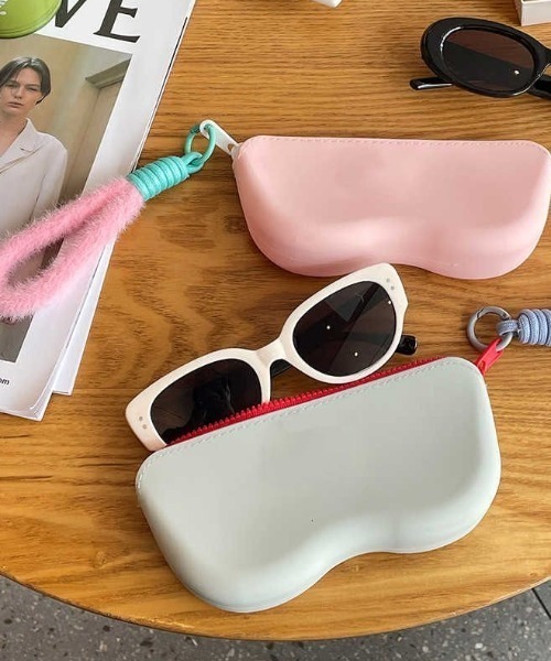 セール】【新色追加】ソフト眼鏡ケース ストラップ付（メガネ