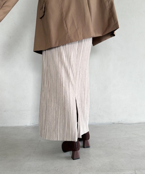 MYMOOD.（マイムード）の「ベロアIラインロングスカート（スカート・レディース・ブラック/グレイッシュベージュ・FREE）」の12枚目の写真