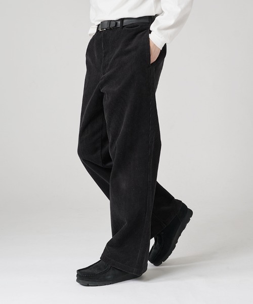 kutir（クティール）の「コーデュロイワイドパンツ（その他パンツ・メンズ・グレー/ブラック/ダークブラウン・マルチサイズ）」の6枚目の写真