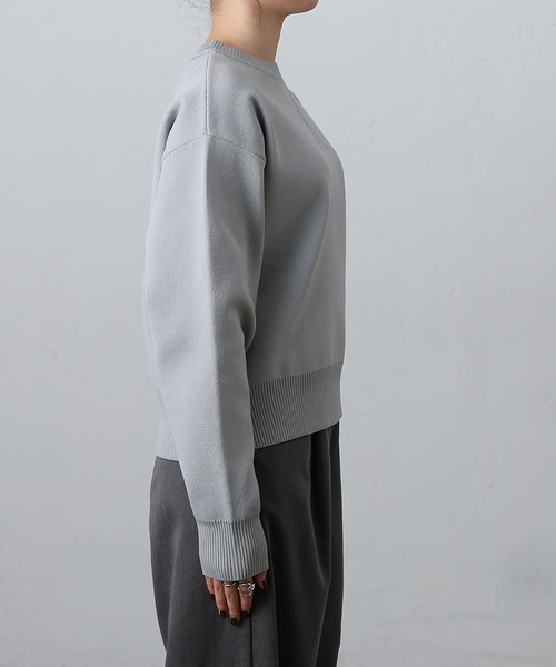 COLONY 2139（コロニートゥーワンスリーナイン）の「ガゼット付スウェットライクニット（ニット/セーター・レディース・ブラック/オフホワイト/グレー/ブラウン/ネイビー・FREE）」の10枚目の写真