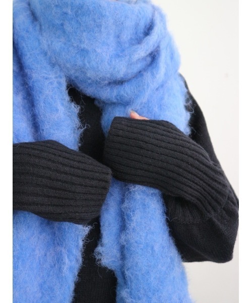 TRUNC（トランクエイティーエイト）の「Fluffy Fringe Stole（ストール/ショール・レディース・ブラック/チャコールグレー/ブルー/アイボリー・FREE）」の20枚目の写真