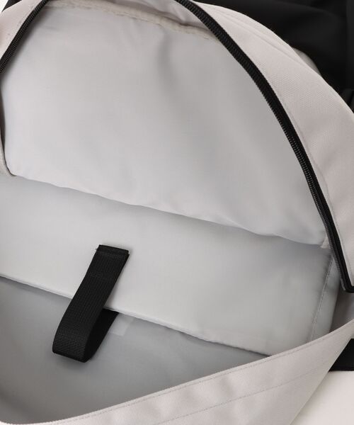 ＪＵＧＬＡＮＳ（ユグランス）の「【Reebok】バックパック（バックパック/リュック・メンズ・ブラック/アイボリー/チャコール・FREE）」の8枚目の写真