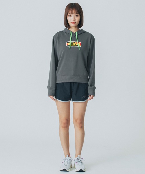 X-girl（エックスガール）の「X-GIRL/エックスガール クロップド丈パーカー 155251012002（パーカー・レディース・ライトブルー/グレー/ホワイト/ライム/オレンジ/ライトイエロー・L/M）」の10枚目の写真