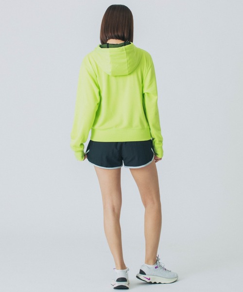 X-girl（エックスガール）の「X-GIRL/エックスガール クロップド丈パーカー 155251012002（パーカー・レディース・ライトブルー/グレー/ホワイト/ライム/オレンジ/ライトイエロー・L/M）」の15枚目の写真