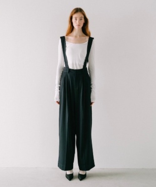 duei（デュイ）の「フロントタックサスペンダーワイドパンツ