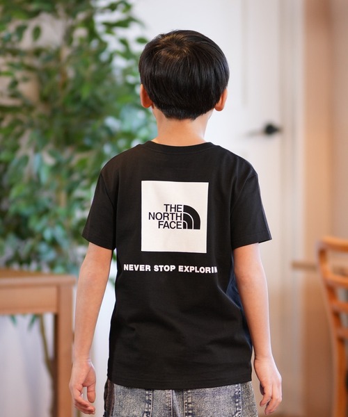 THE NORTH FACE（ザノースフェイス）の「THE NORTH FACE/ザ・ノース・フェイス S/S BACK SQU T キッズ Tシャツ NTJ32538（Tシャツ/カットソー・キッズ・ブラック/ブロンズ/ホワイト・130cm/140cm/150cm/160cm）」の3枚目の写真