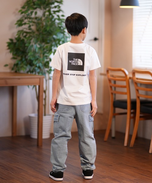 THE NORTH FACE（ザノースフェイス）の「THE NORTH FACE/ザ・ノース・フェイス S/S BACK SQU T キッズ Tシャツ NTJ32538（Tシャツ/カットソー・キッズ・ブラック/ブロンズ/ホワイト・130cm/140cm/150cm/160cm）」の5枚目の写真