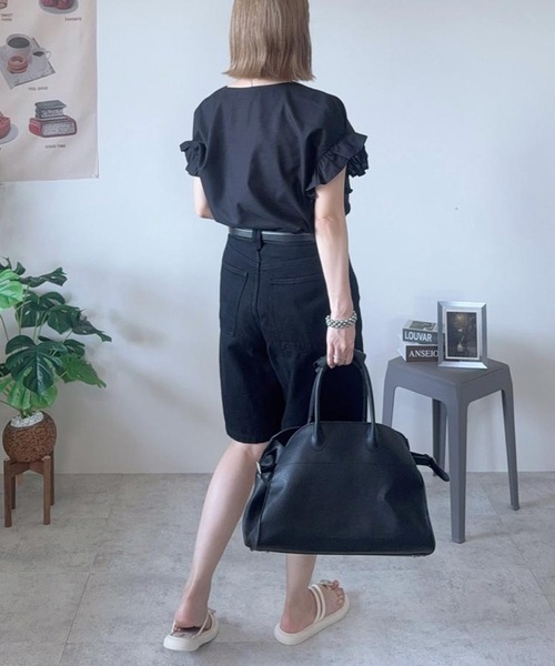 aquagarage（アクアガレージ）の「涼しげ素材のラッフルスリーブVネックブラウス（シャツ/ブラウス・レディース・オフホワイト/カーキ/ブラック/キャメル/ベージュ・M/L/S）」の13枚目の写真