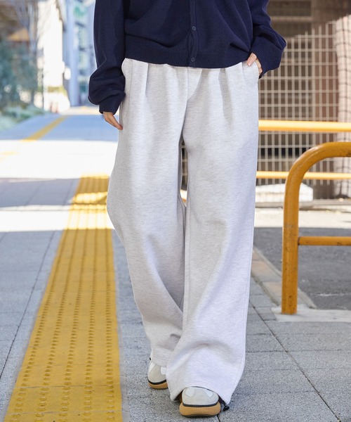 MONO-MART（モノマート）の「タックワイド裾ドローコードストレートスウェットパンツ（スウェットパンツ・メンズ・ブラック/アイボリー/ダークグレー/ライトグレー・S/M/L）」の19枚目の写真