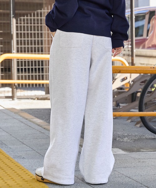 MONO-MART（モノマート）の「タックワイド裾ドローコードストレートスウェットパンツ（スウェットパンツ・メンズ・ブラック/アイボリー/ダークグレー/ライトグレー・S/M/L）」の20枚目の写真