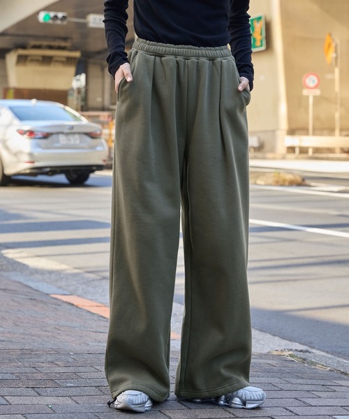 タックワイド裾ドローコードストレートスウェットパンツ MONO