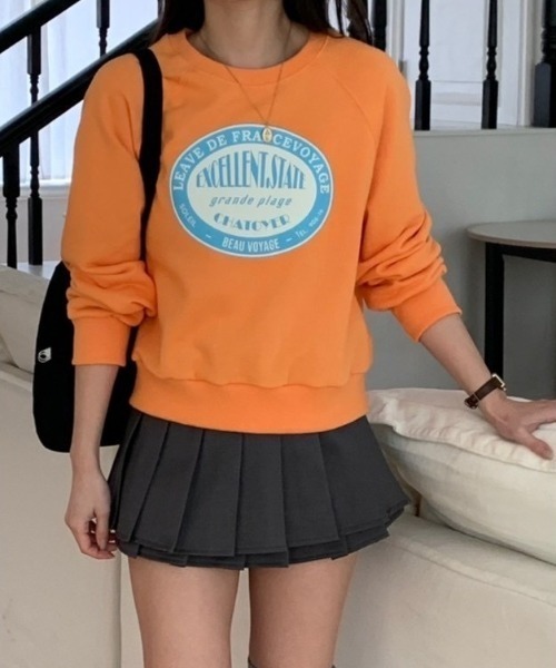ROOPTOKYO(ループトウキョウ)の「フロントロゴ ショート丈スウェット カラフルプルオーバー 夏物 夏服(スウェット・レディース・ライトグレー/パープル/オレンジ・FREE)」の12枚目の写真