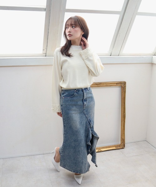 CECIL McBEE（セシルマクビー）の「フロントスリットデニムスカート（デニムスカート・レディース・ブラック/ケミカルウォッシュ・64/61）」の4枚目の写真