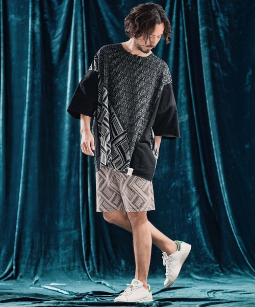 ANGENEHM(アンゲネーム)の「mp13336-Geometric jacquard fabric shorts ショートパンツ(その他パンツ・メンズ・ブラック/キナリ・S/M/L)」の6枚目の写真