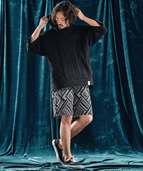 ANGENEHM(アンゲネーム)の「mp13336-Geometric jacquard fabric shorts ショートパンツ(その他パンツ・メンズ・ブラック/キナリ・S/M/L)」の21枚目の写真