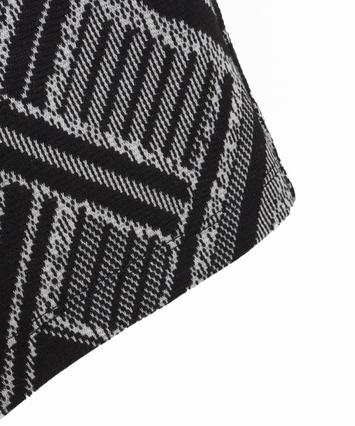 ANGENEHM(アンゲネーム)の「mp13336-Geometric jacquard fabric shorts ショートパンツ(その他パンツ・メンズ・ブラック/キナリ・S/M/L)」の13枚目の写真