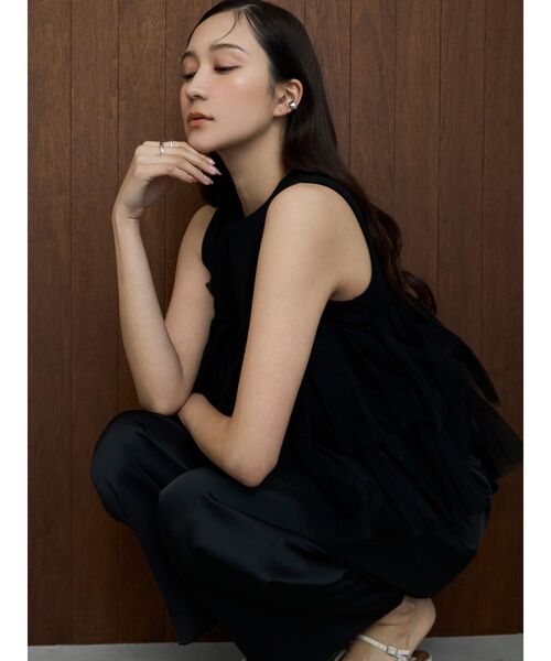 OUNNOUN（オウンノウン）の「【OUNNOUN】デザインペプラムタンクトップ（Tシャツ/カットソー・レディース・ブラック/ライトブルー/ホワイト・FREE）」の10枚目の写真