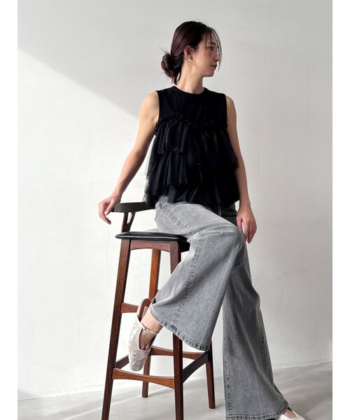 OUNNOUN（オウンノウン）の「【OUNNOUN】デザインペプラムタンクトップ（Tシャツ/カットソー・レディース・ブラック/ライトブルー/ホワイト・FREE）」の13枚目の写真