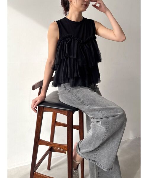 OUNNOUN（オウンノウン）の「【OUNNOUN】デザインペプラムタンクトップ（Tシャツ/カットソー・レディース・ブラック/ライトブルー/ホワイト・FREE）」の14枚目の写真