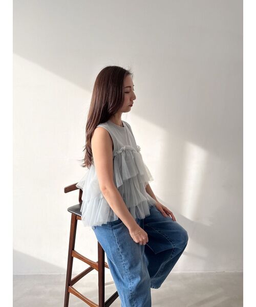 OUNNOUN（オウンノウン）の「【OUNNOUN】デザインペプラムタンクトップ（Tシャツ/カットソー・レディース・ブラック/ライトブルー/ホワイト・FREE）」の19枚目の写真