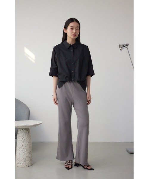 AZUL by moussy(アズールバイマウジー)の「リブタイトフレアパンツ 春服 秋服 美シルエット リブパンツ ウエストゴム(スラックス・レディース・ブラック/イエロー/ライトグレー・FREE)」の21枚目の写真