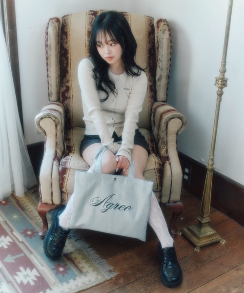 FCMM（エフシーエムエム）の「GLITTER ROUND NECK CARDIGAN/グリッダーラウンドネックカーディガン（カーディガン/ボレロ・レディース・ホワイト/ブラック/グレー・MEDIUM/SMALL）」の16枚目の写真