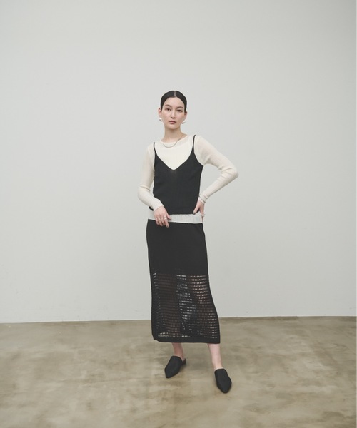 Lutim by u(ルチバイユー)の「Docking bustier sheer knit tops / ドッキングビスチェシアーニットトップス(Tシャツ/カットソー・レディース・ベージュ/ホワイト/グレー・FREE)」の4枚目の写真