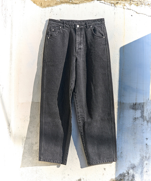 WISM（ウィズム）の「WISM ORIGINAL PRODUCT BAGGY DENIM PANT 1（デニムパンツ・メンズ・ベージュ/ブラック/ブルー・32/30/34）」の10枚目の写真