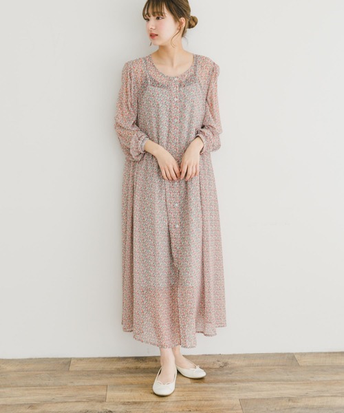 ITEMS URBANRESEARCH（アイテムズ アーバンリサーチ）の「フラワープリントシフォンワンピース（ワンピース・レディース・ブラック/オレンジ・FREE）」の19枚目の写真